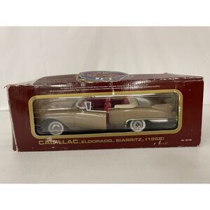 Road Signature 1958 Cadillac Eldorado Biarritz Diecast Metal 1:18 92158 NIB
